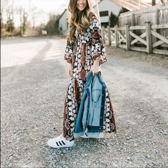 Anthropologie Dresses & Skirts - Anthropologie Tart Rare Snake Print Long Sleeve V-Neck Maxi Dress Like New Small